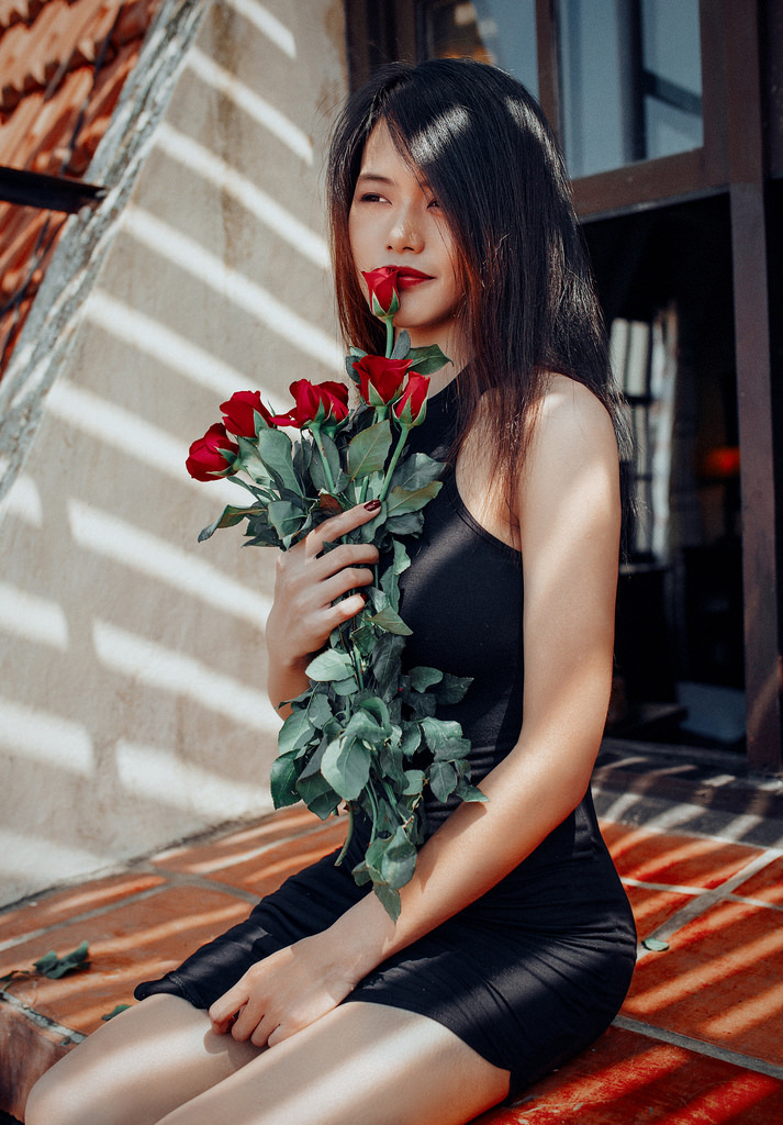 密會(huì)在線(xiàn)觀(guān)看