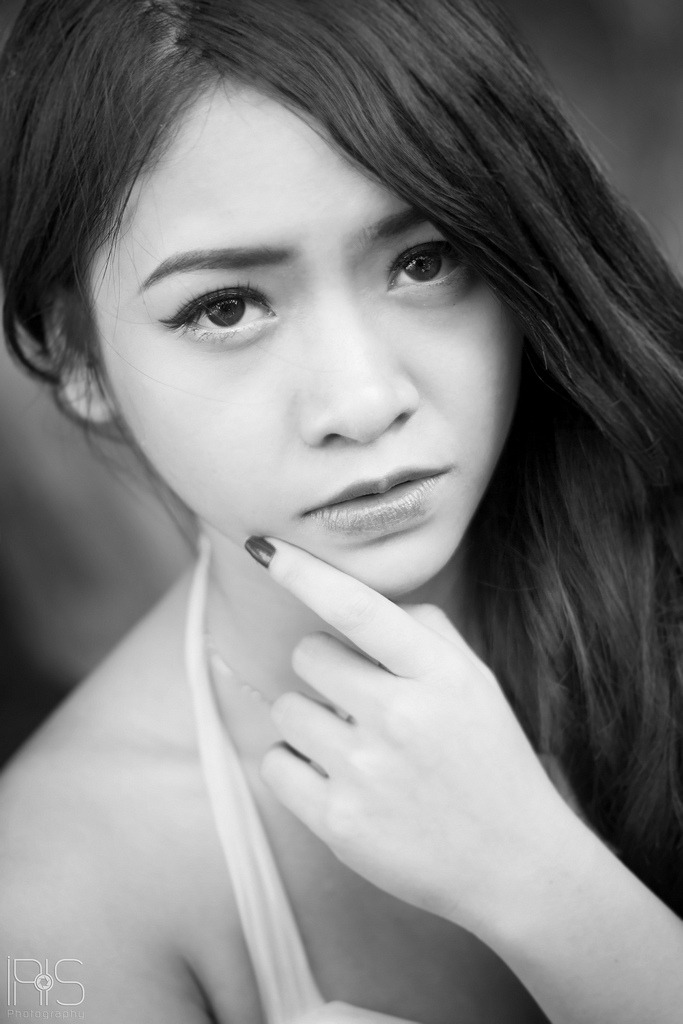 成人免費(fèi)在線觀看av