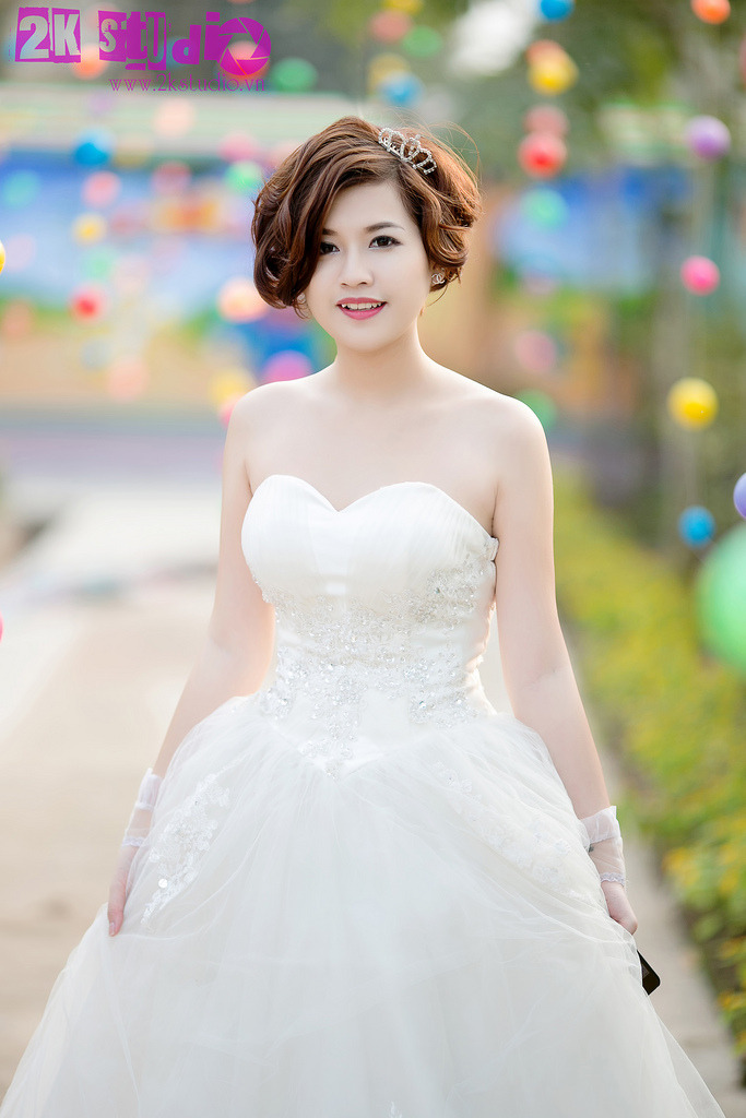 扒開老女人p大蔭蒂小說