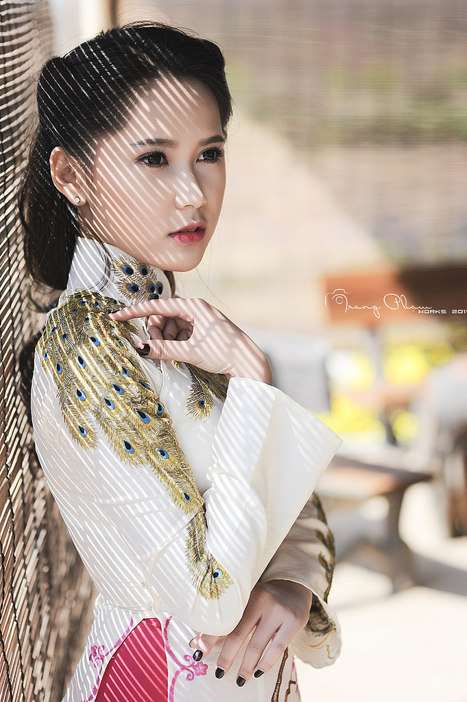 年輕的女教師2免費(fèi)