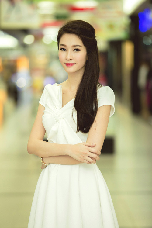 扒開女人雙腿猛進(jìn)爽爽視頻